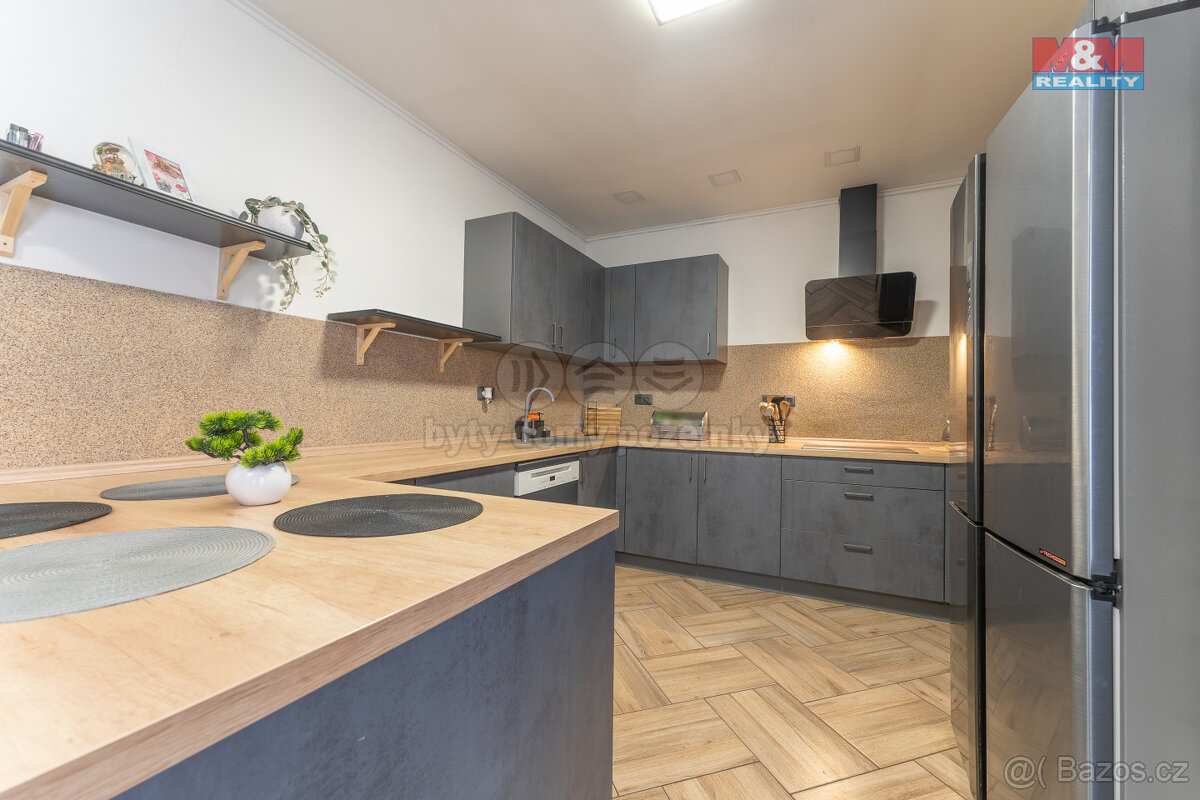 Prodej rodinného domu, 135 m², Městec Králové, ul. Pražská