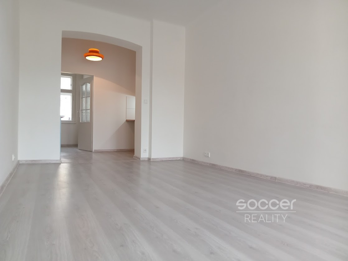 Pronájem bytu 1+kk, 32 m2, Praha 3 - Žižkov, ul. Chlumova.