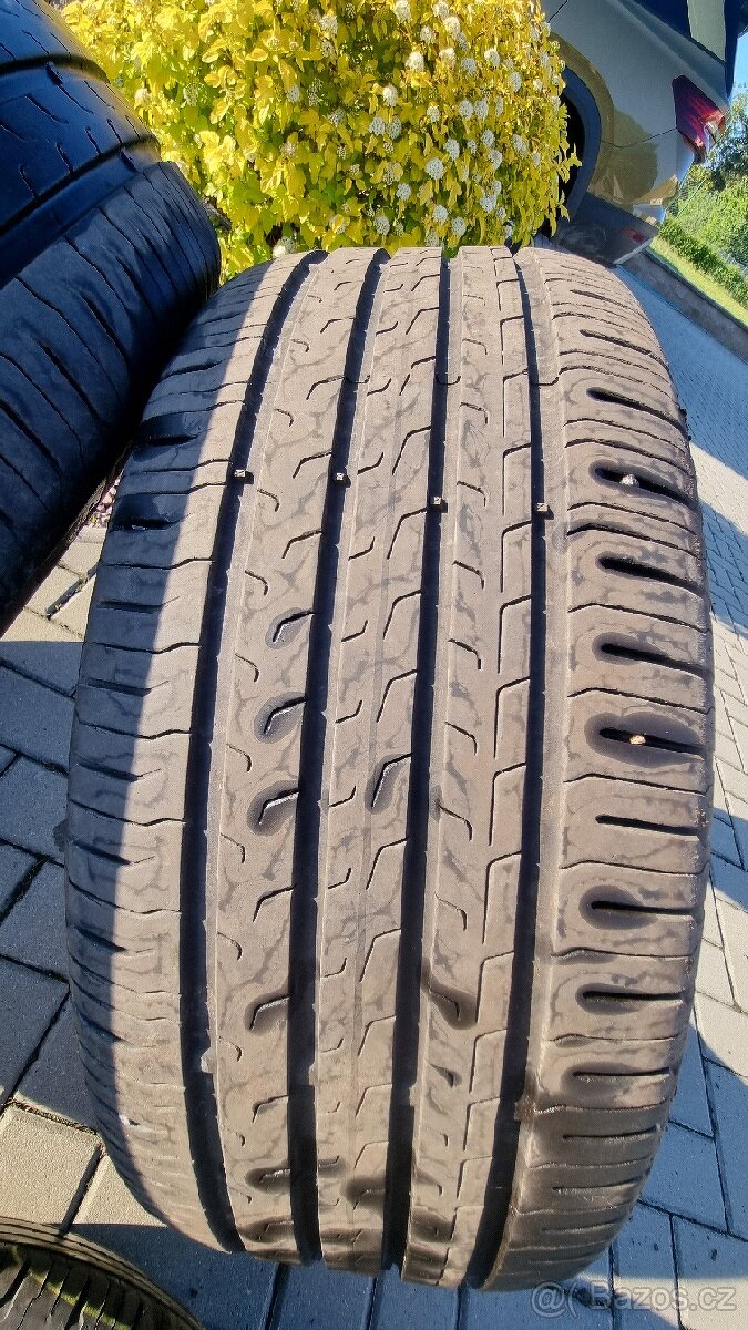 Letní pneu 235/55 r 18