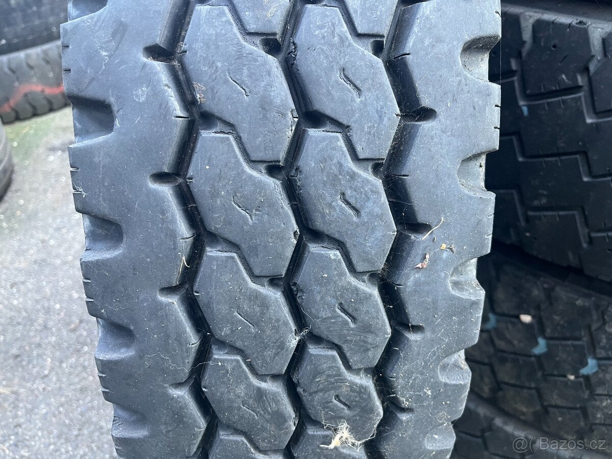MICHELIN NOVÁ Pneumatika 10/22.5 10 22.5 10r22.5