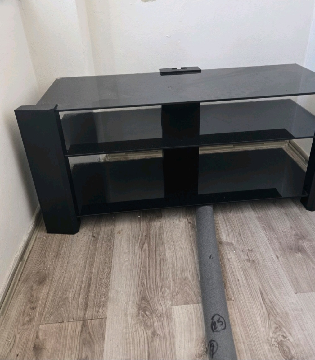 Tv stolek