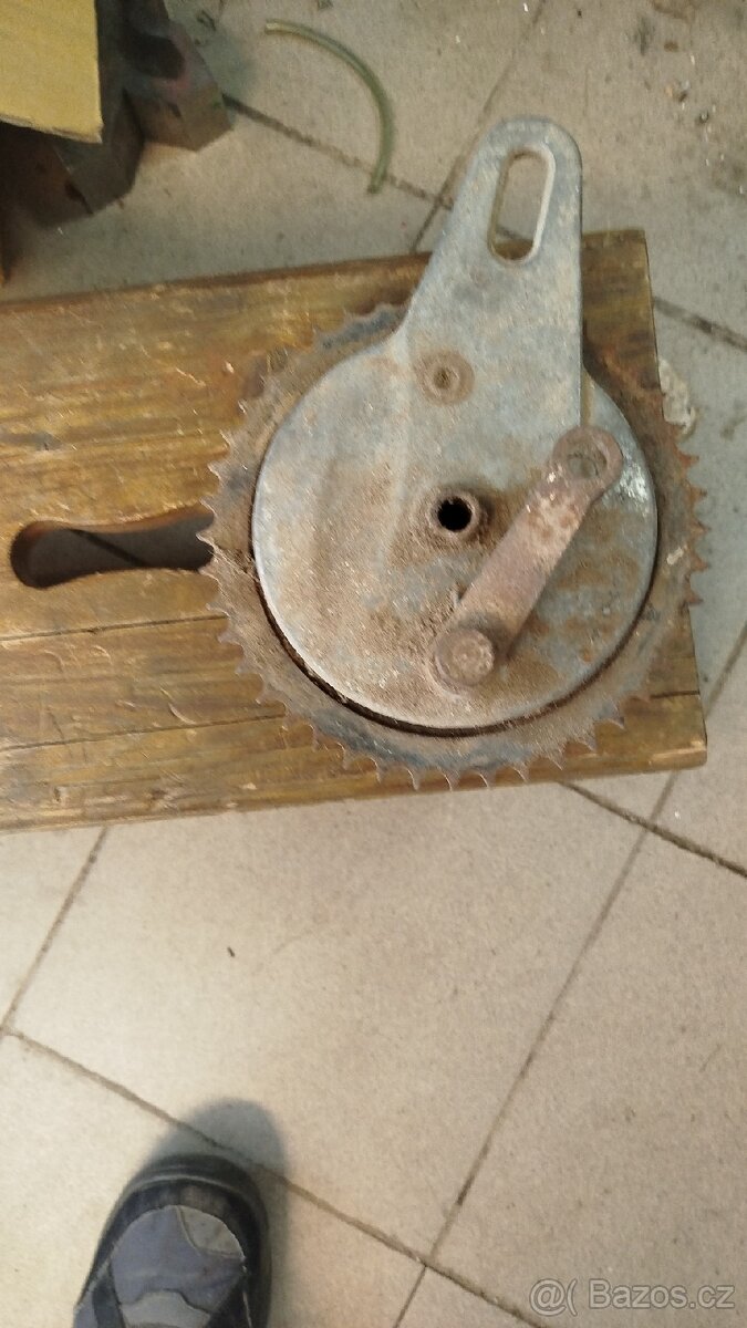 Rozeta čz 125b