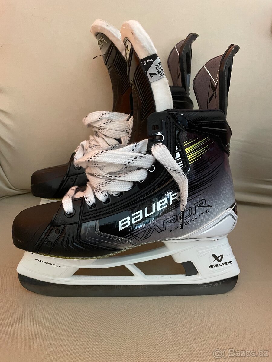 Brusle Bauer Hyperlite 2