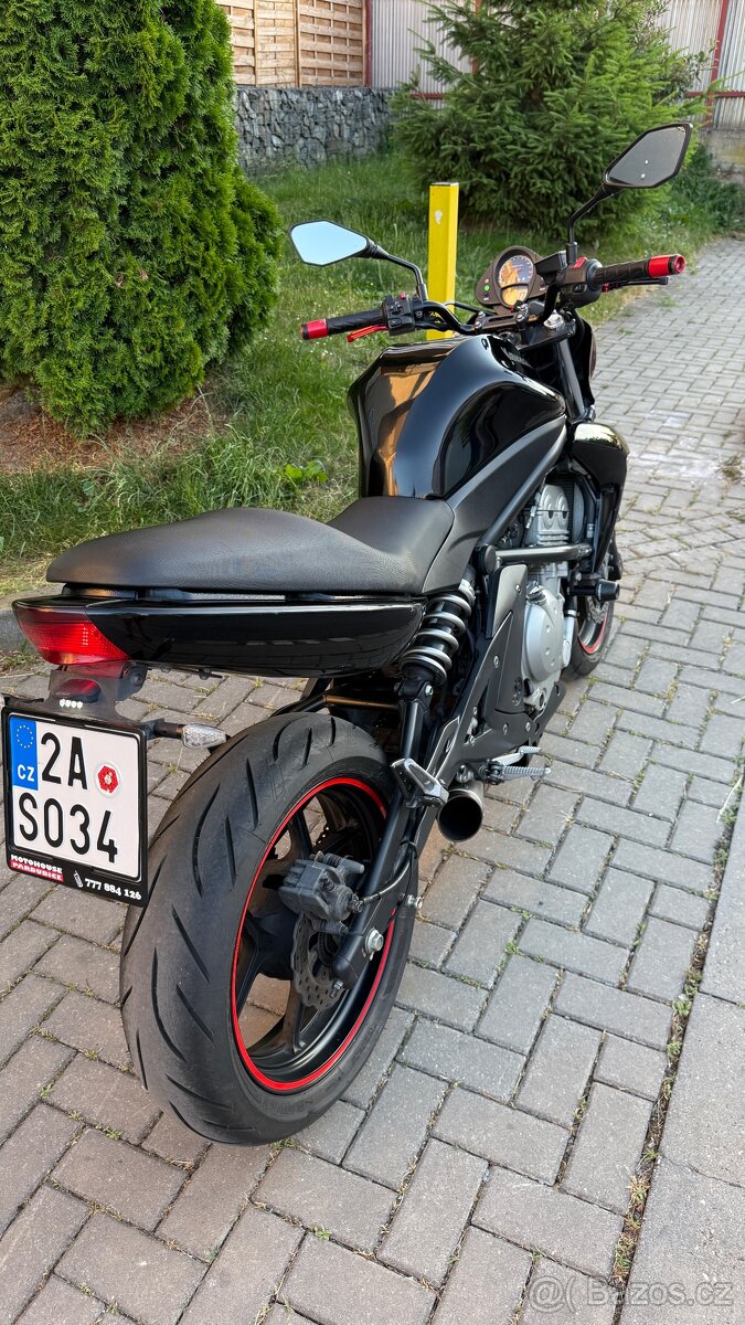 Kawasaki ER6n (2008) – 53 kW