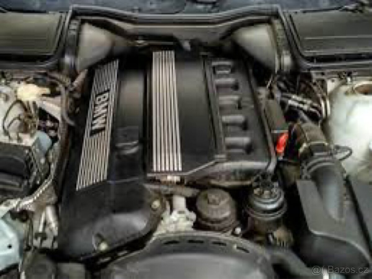 Motor BMW 2.8i m52b28