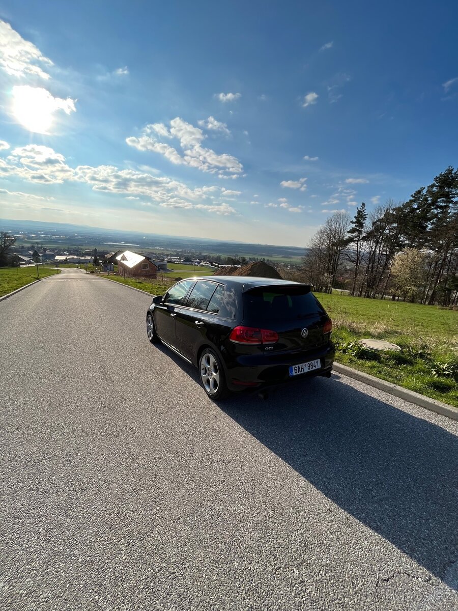 Volkswagen Golf VI 2,0GTi 155kw 2012