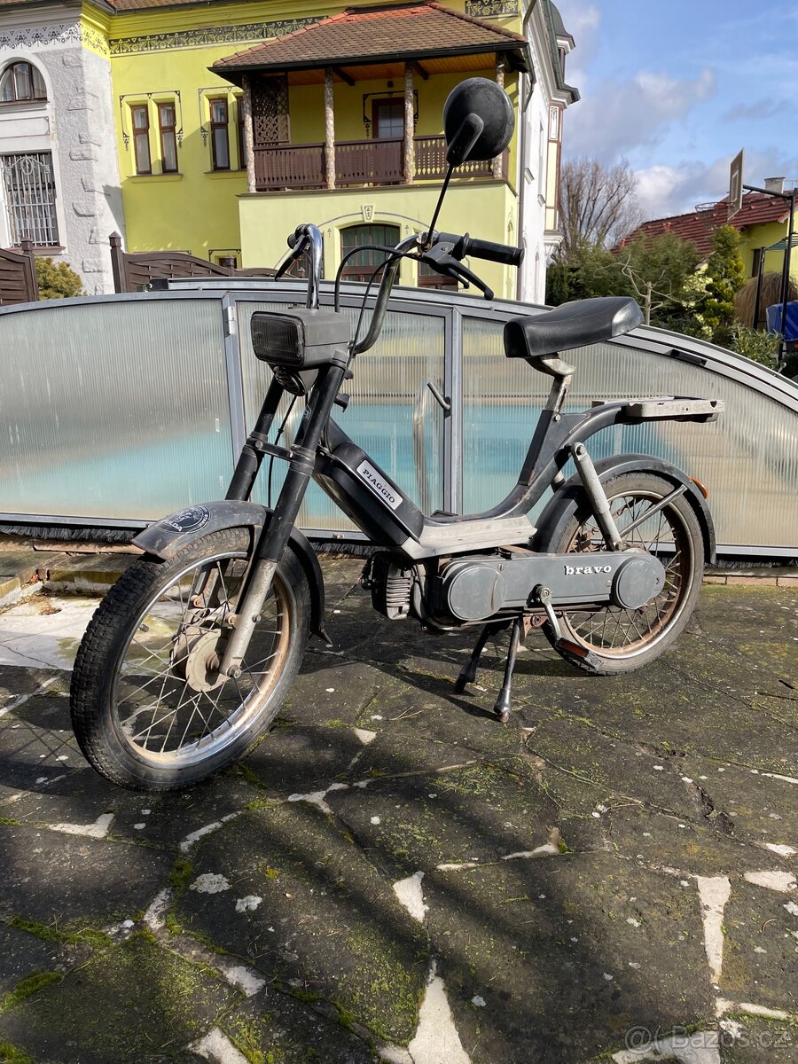 Piaggio bravo