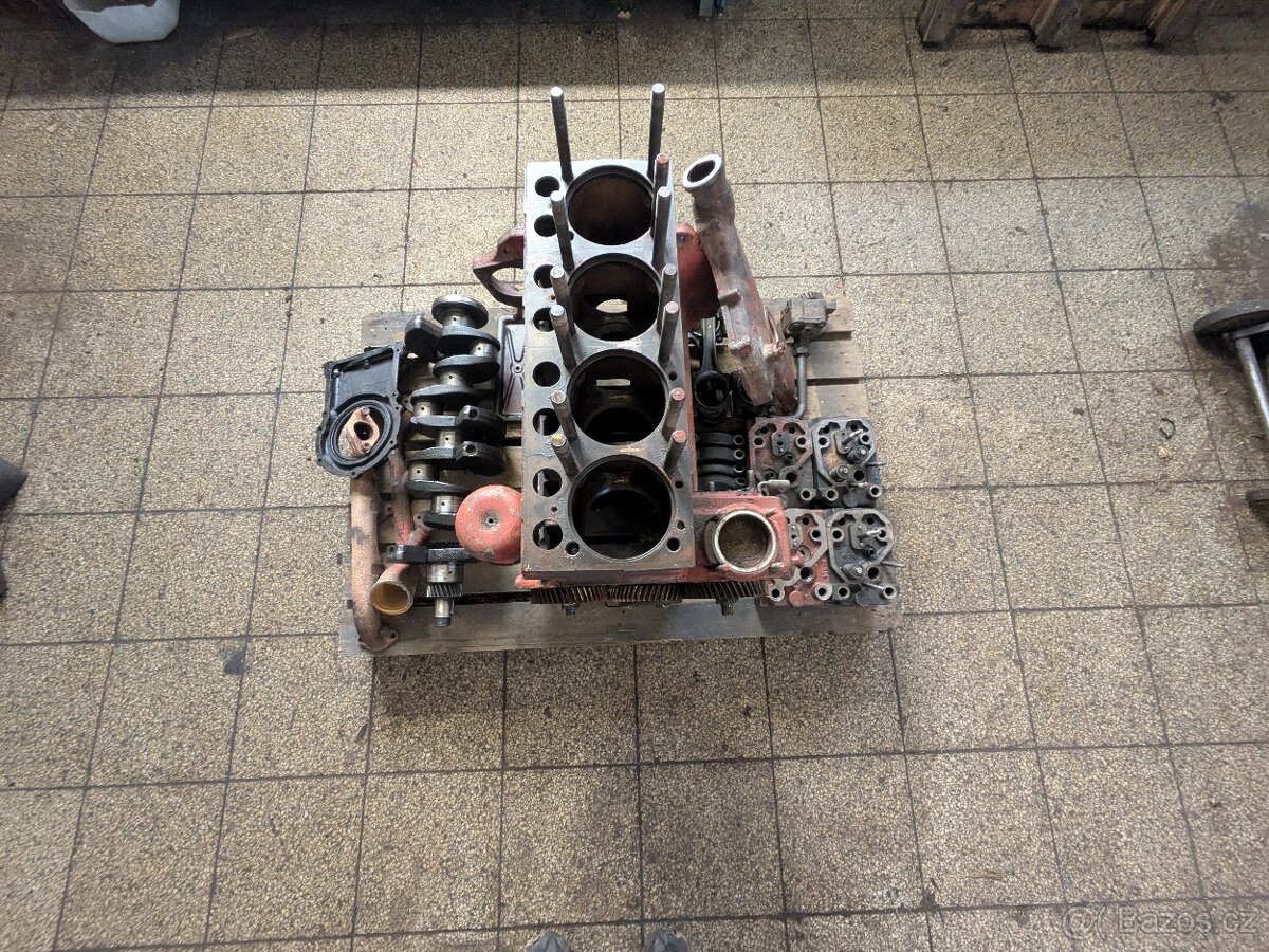 motor Zetor 6901