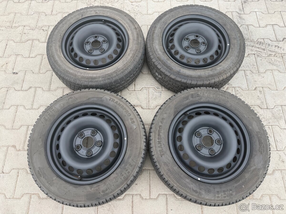 4x plechové disky 5x120 + pneu zimní 205/65 R16C