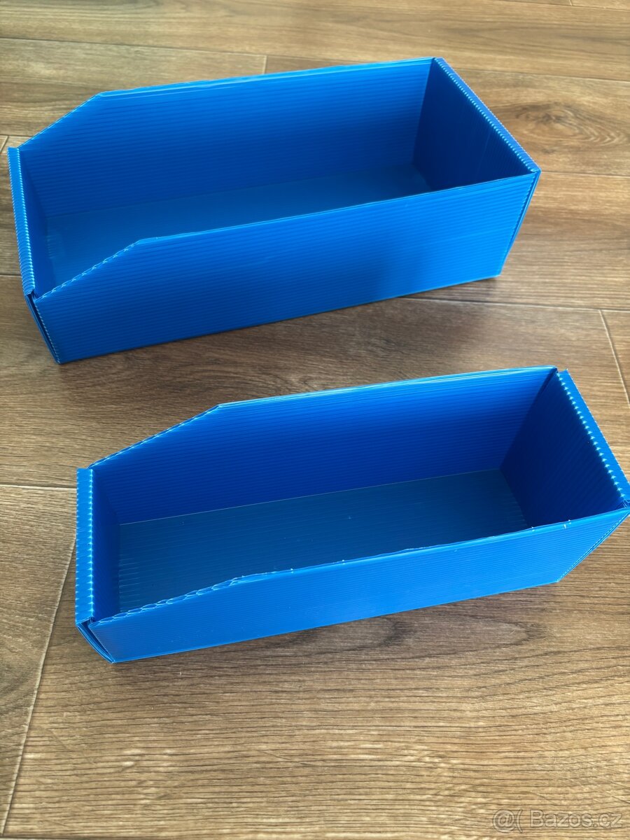 Plastové boxy