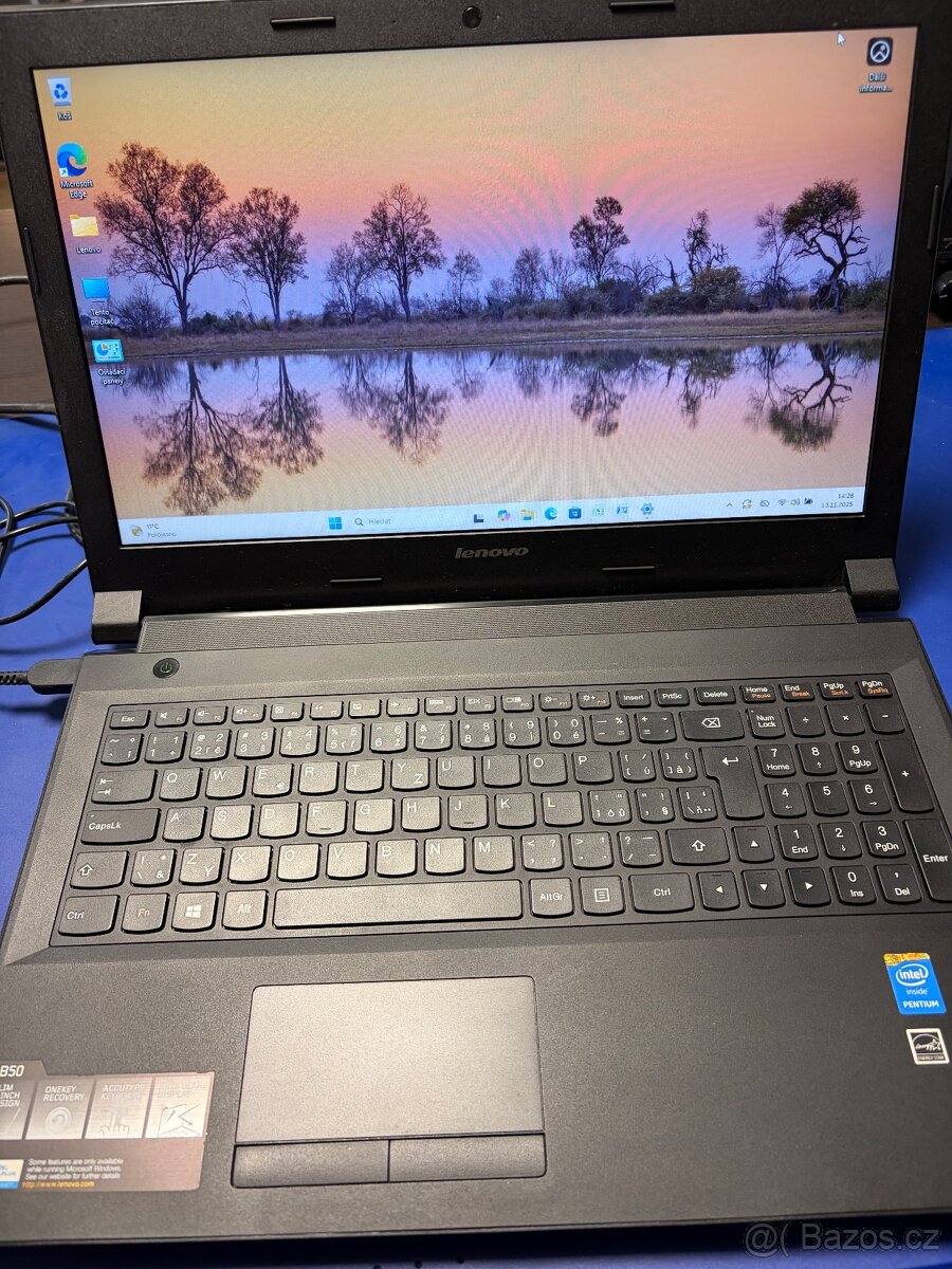 Lenovo B50-80 s nabíječkou Intel Pentium CPU 3825U 1,90GHz R