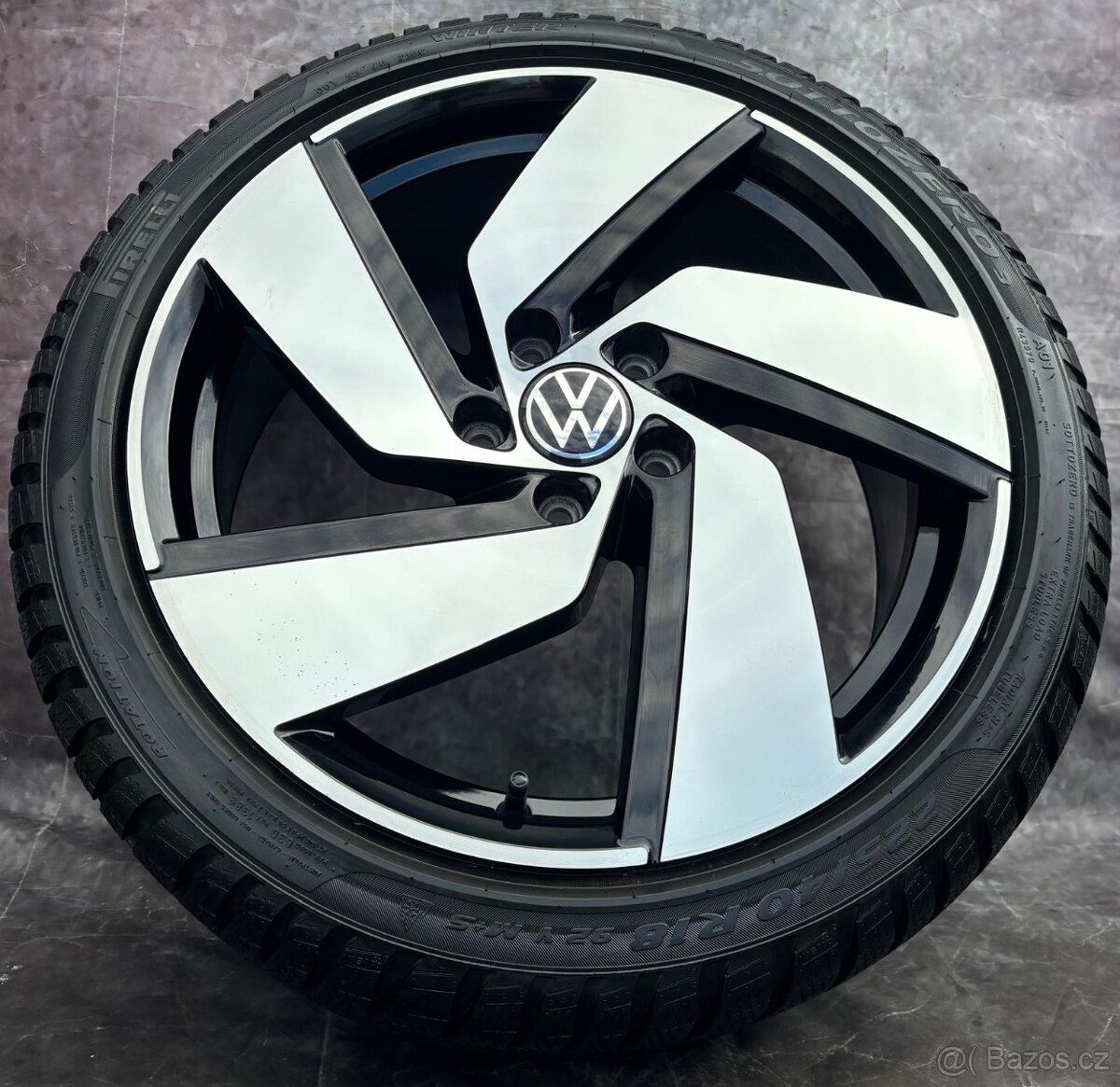 Zimní sada alu kol VW Golf GTi 225/40R18 Top