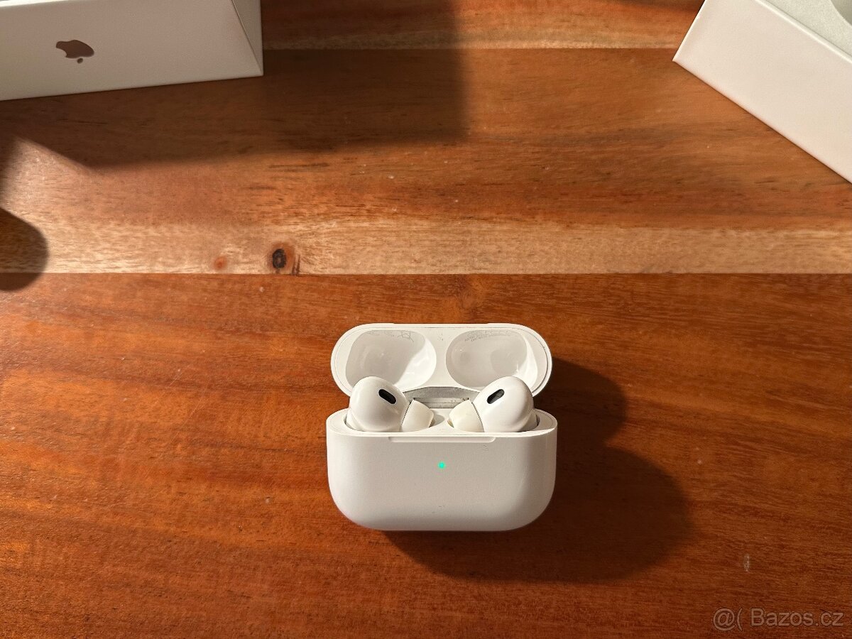 Apple AirPods Pro (2. generace) - lightning