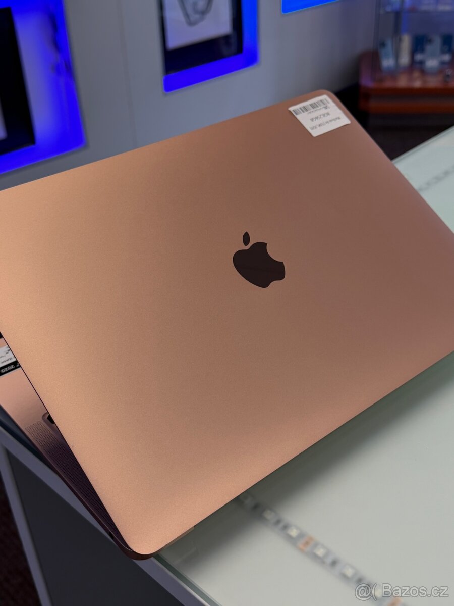 MacBook Air 13” 2020 - M1 - 256GB - 95% BATERIE - 6M ZÁRUKA