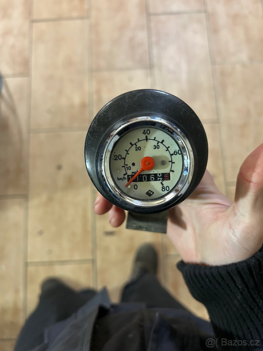 tachometr babetta 210