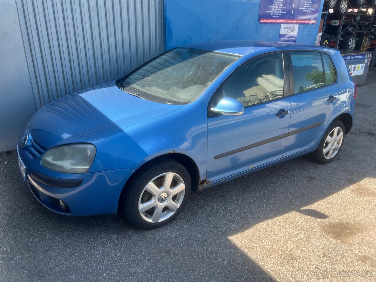 Rozprodám na díly Volkswagen Golf V