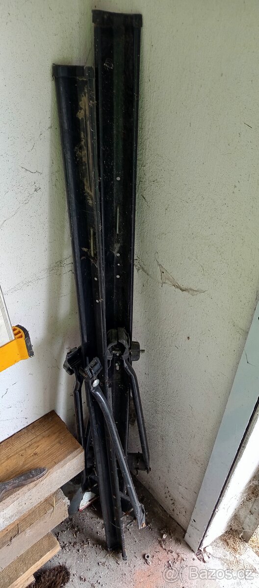 stresni nosic na kolo