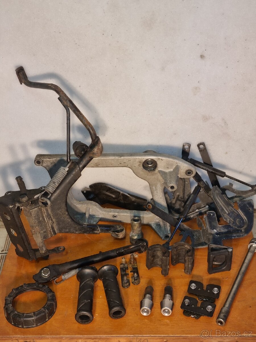 Díly PEUGEOT SATELIS