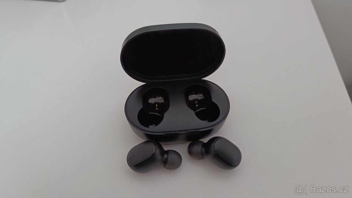 Bezdrátová sluchátka Xiaomi Mi True EarBuds Basic