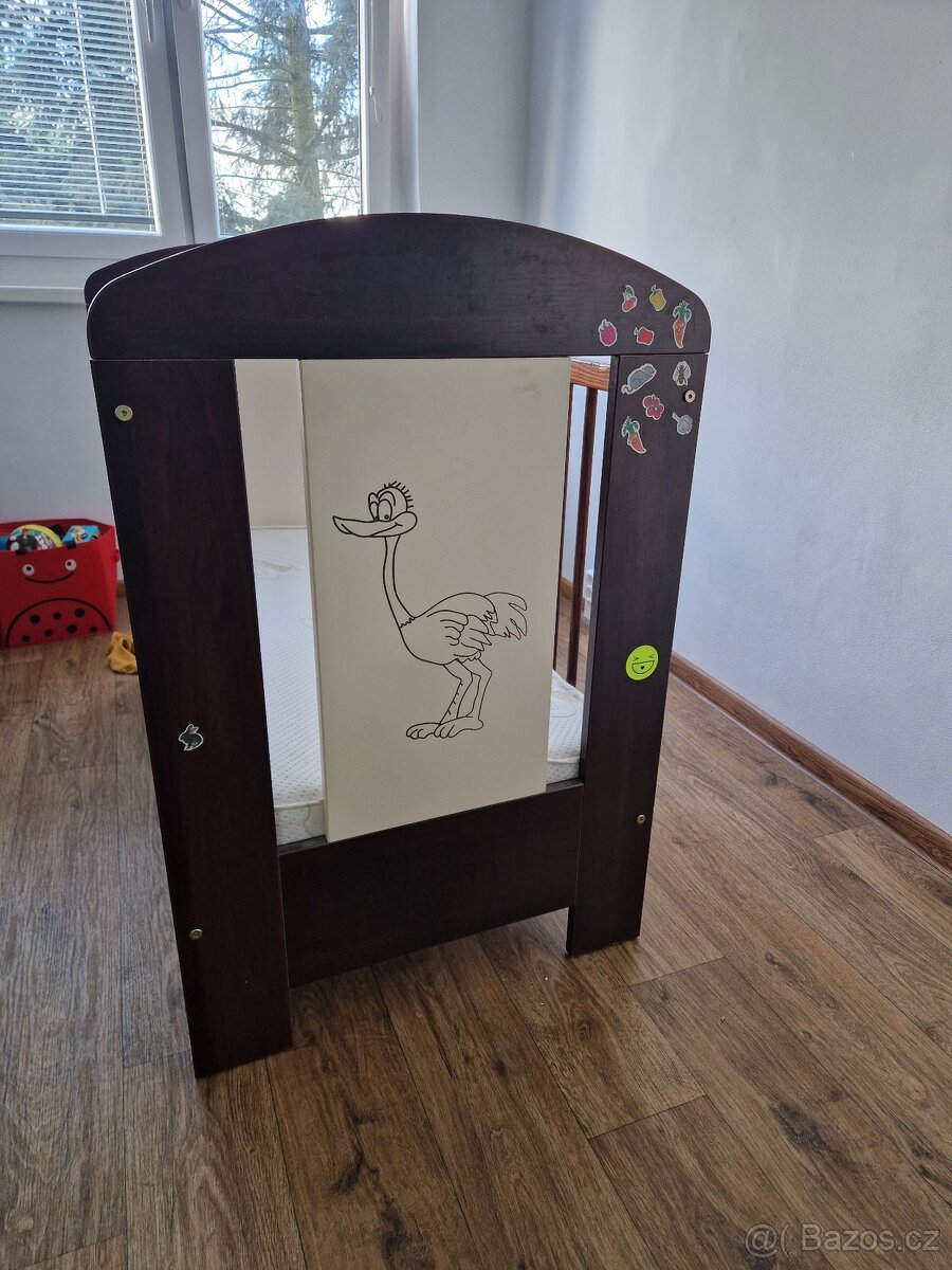 Dětská postýlka a matrace