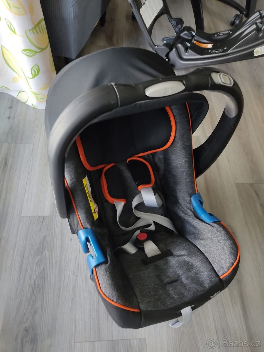 Britax vajíčko, autosedačka