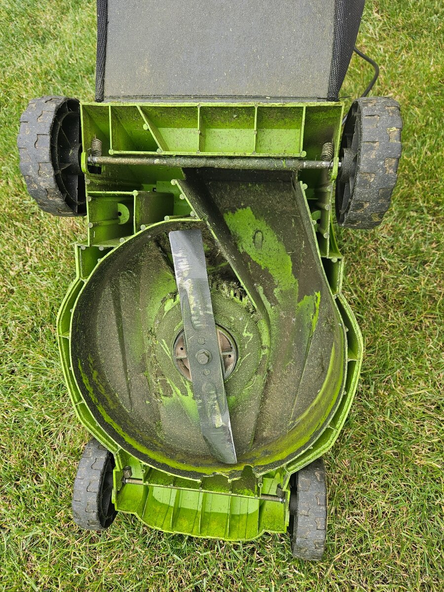 FIELDMANN FZR 2010-E Elektrická sekačka