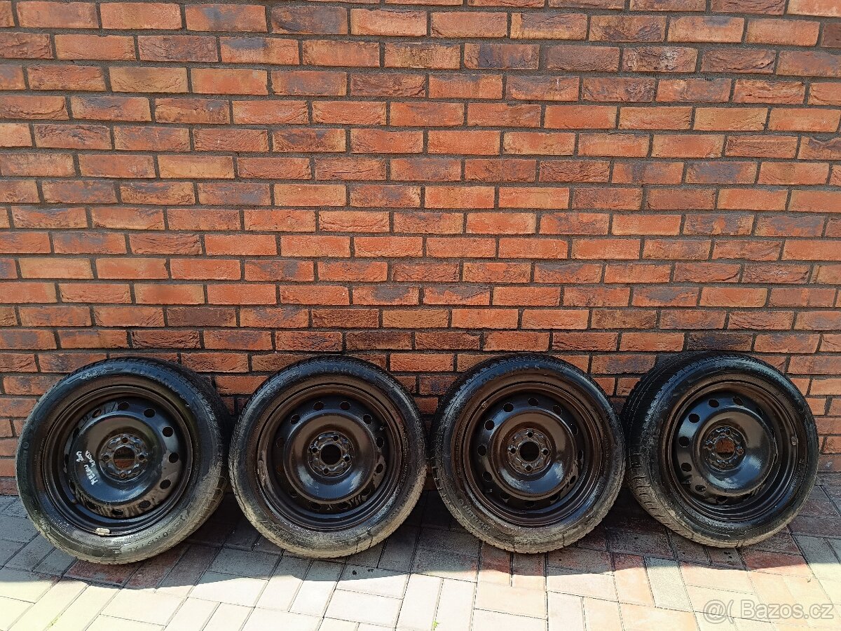 Renault Megane - KOLA KOMPLET 4x100 -- 185/60/15