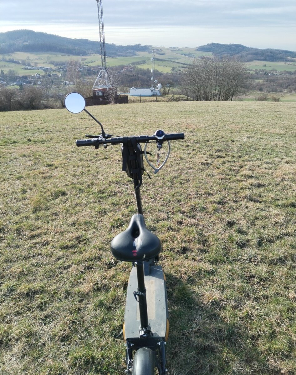 Elektrokoloběžka
