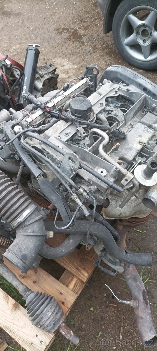 Prodám motor S40,V40, 2.0,i