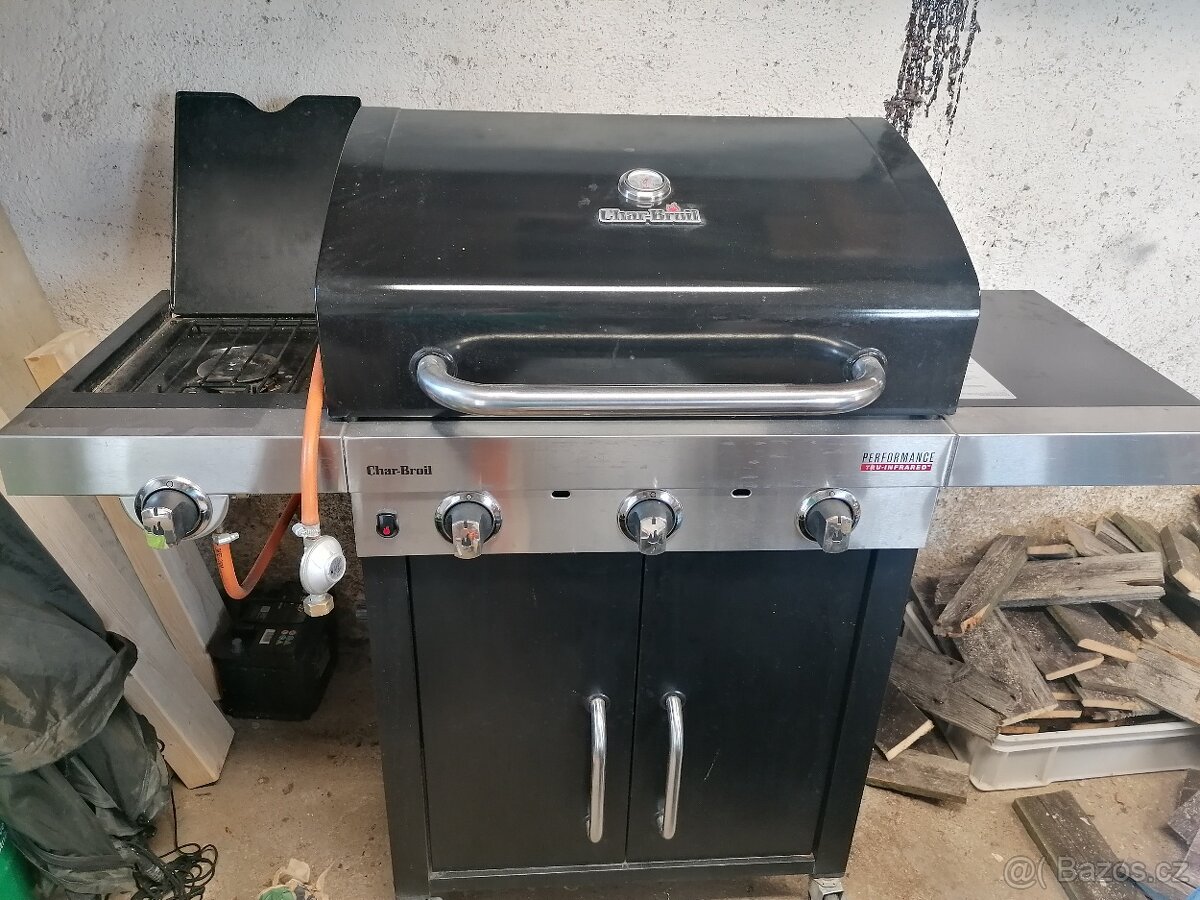Plynový gril Chair-Broil