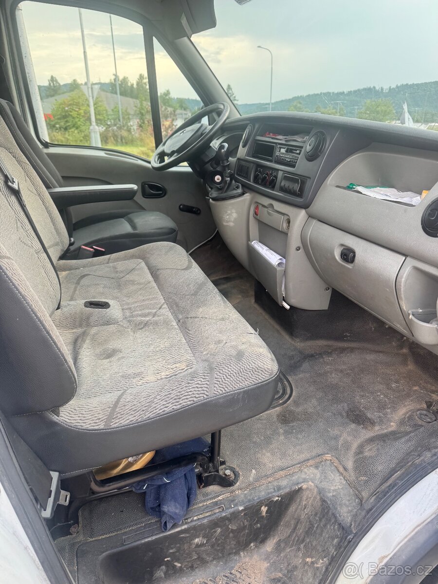 renault master 2,5d, rok 2004, dovoz z Ch, vada motoru