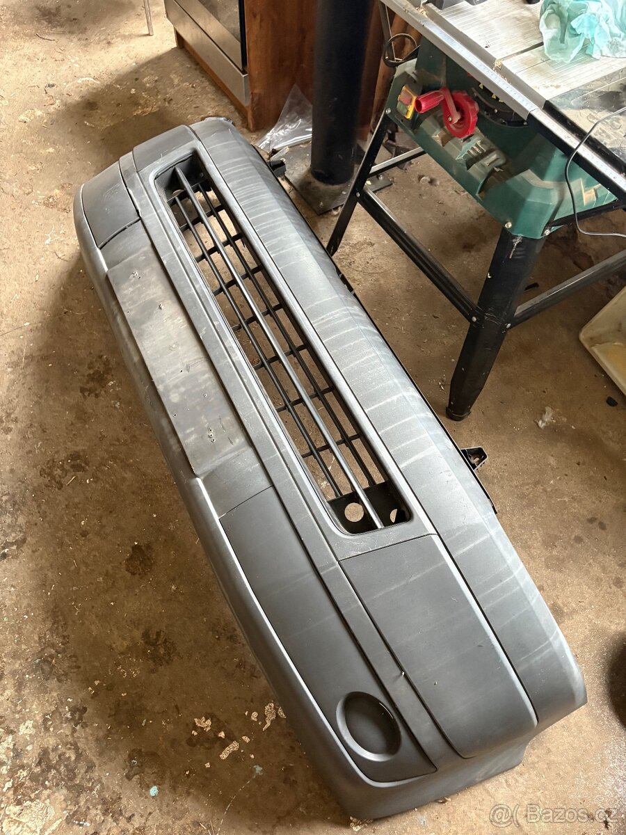 Přední nárazník VW T5.1