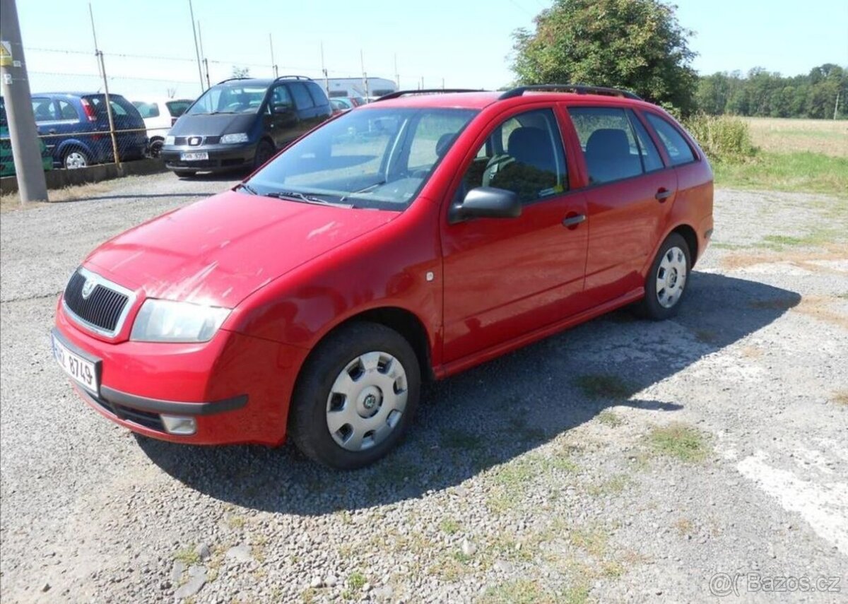 Škoda Fabia 1,2 47 kW CZ Serviska benzín