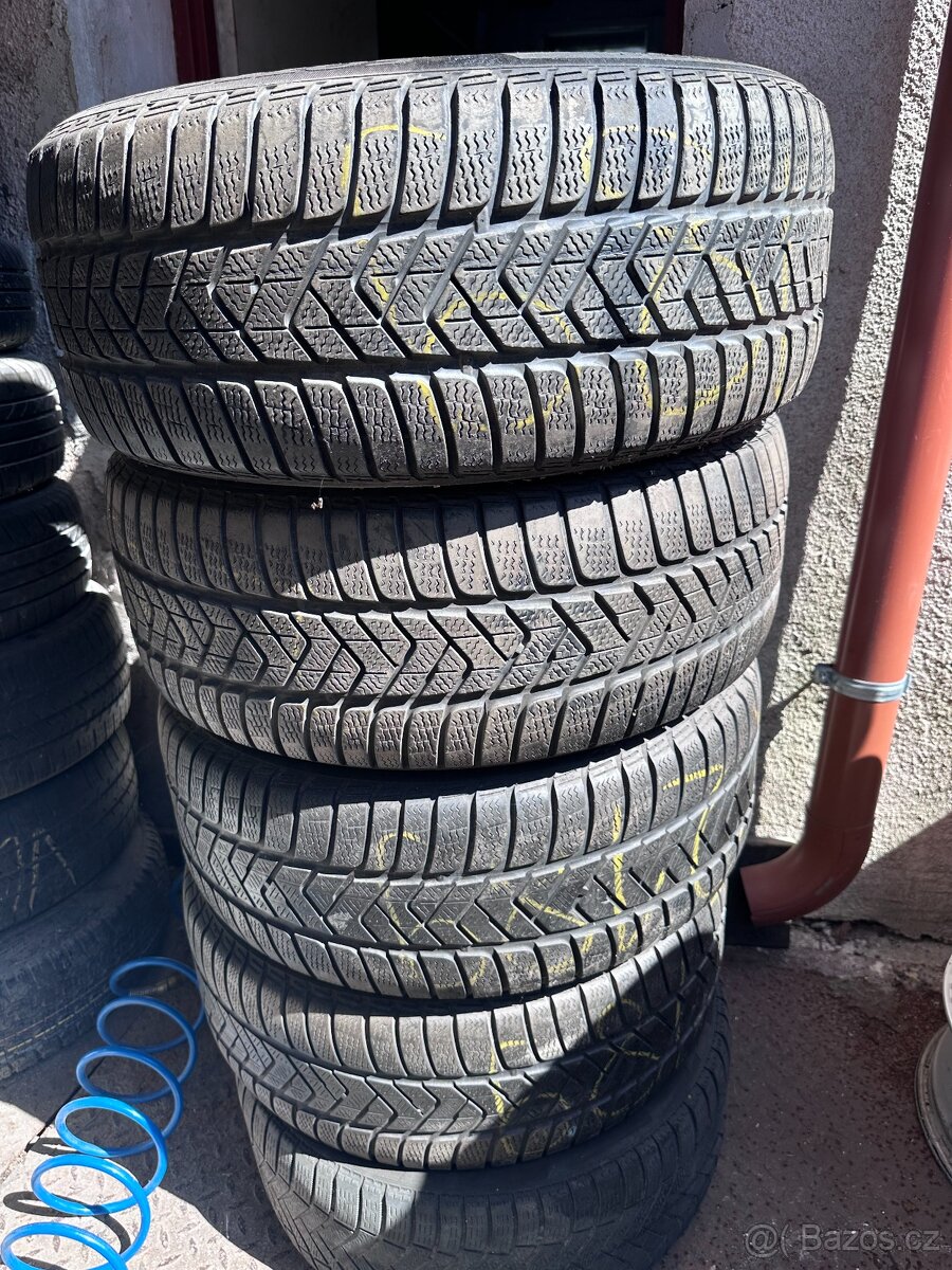 4ks zimních pneu 245/50 R18 - Pirelli