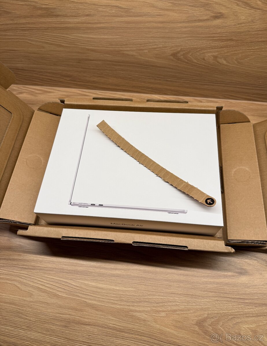 Apple MacBook Air 13” M4 (2025) Silver MW0W3SL/A - nový
