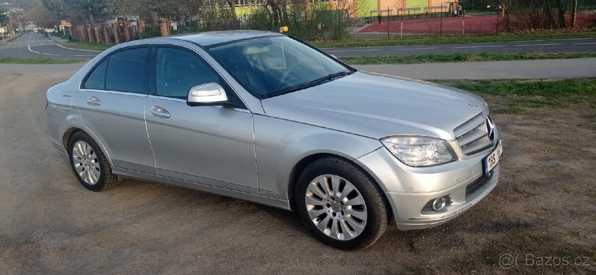 Mercedes Benz  C200 LPG