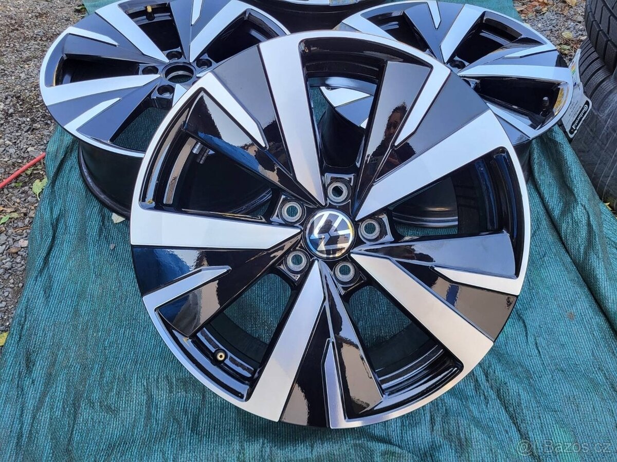 Alu disky Volkswagen Golf mk8.5 R18 Catania