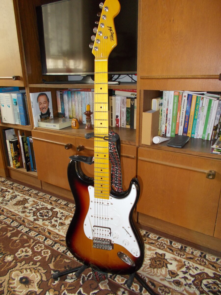 Prodám elektrickou kytaru Fokus H a obal na kytaru