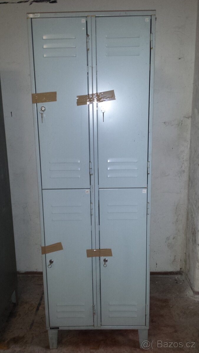 Plechové dílenské skříňky