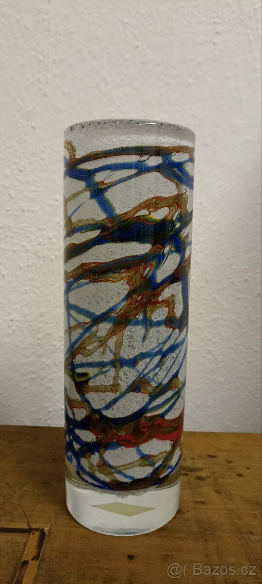 Stará umělecká váza