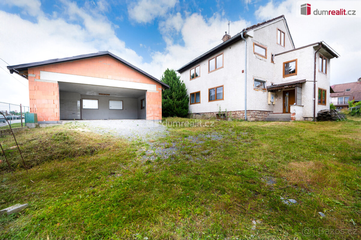 K prodeji, podsklepený vícegenerační rodinný dům 4+2+2x koup