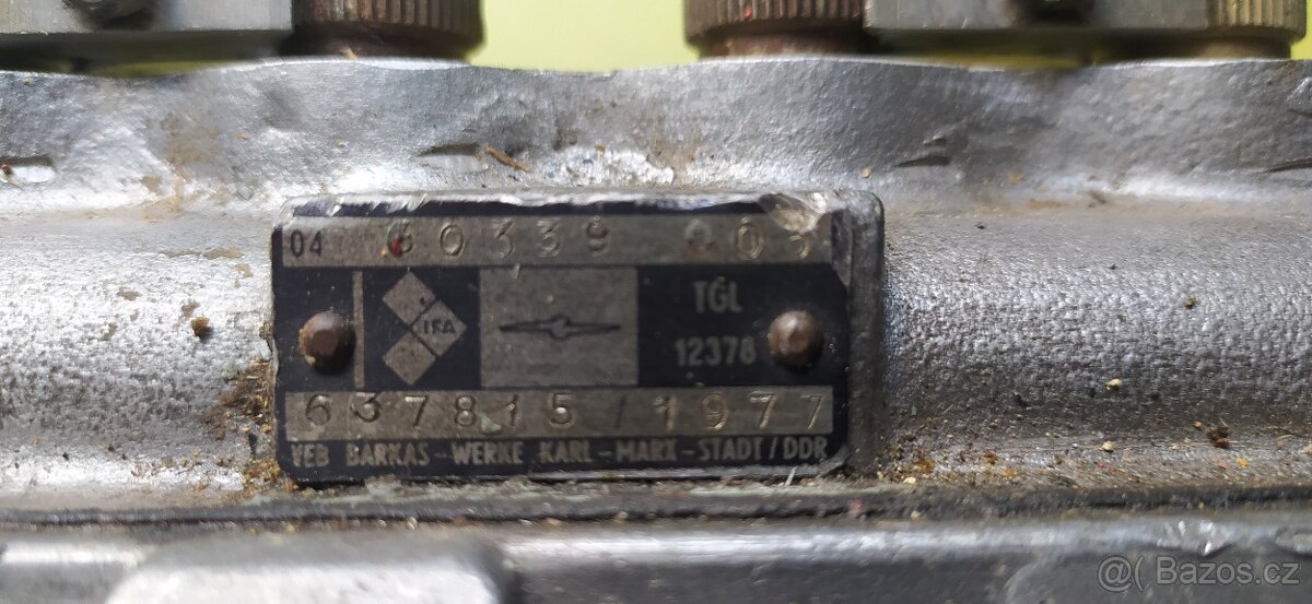 Vstřikovací čerpadlo na E 512,IFA.....