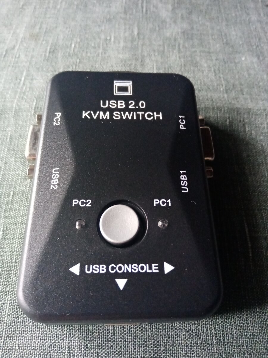 VGA switch - 2x vstup, 1x výstup