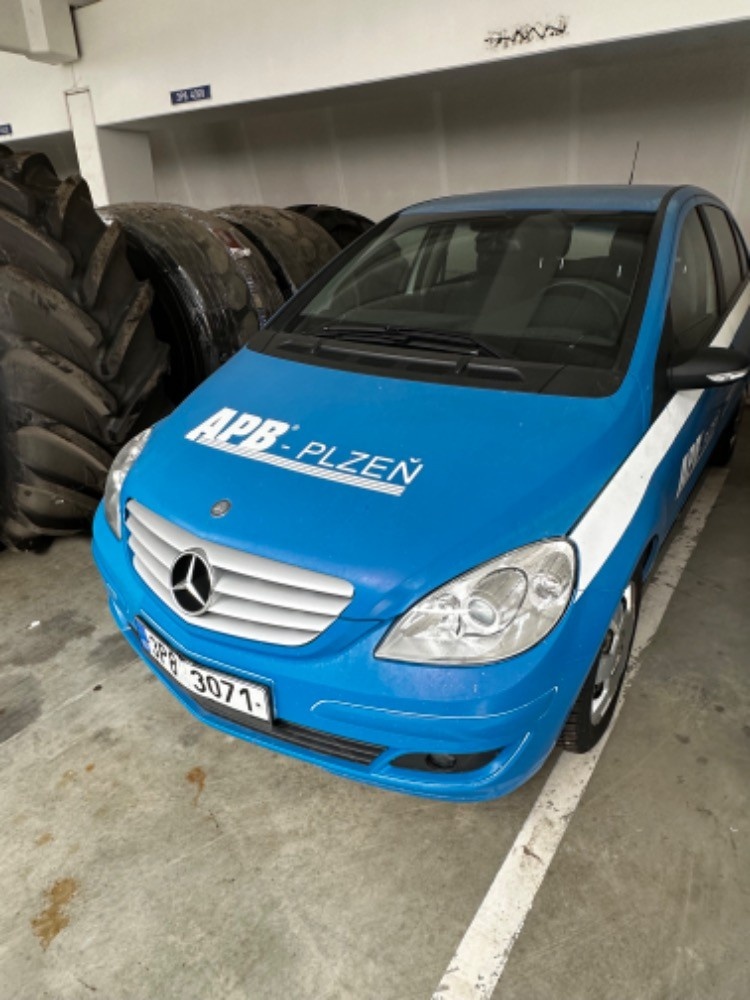 - Prodám Mercedes Benz B 180 CDI W245 ++-