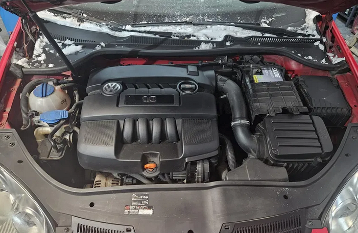 Motor benzínový BGU 1.6MPI 75KW VW Golf 5 2005