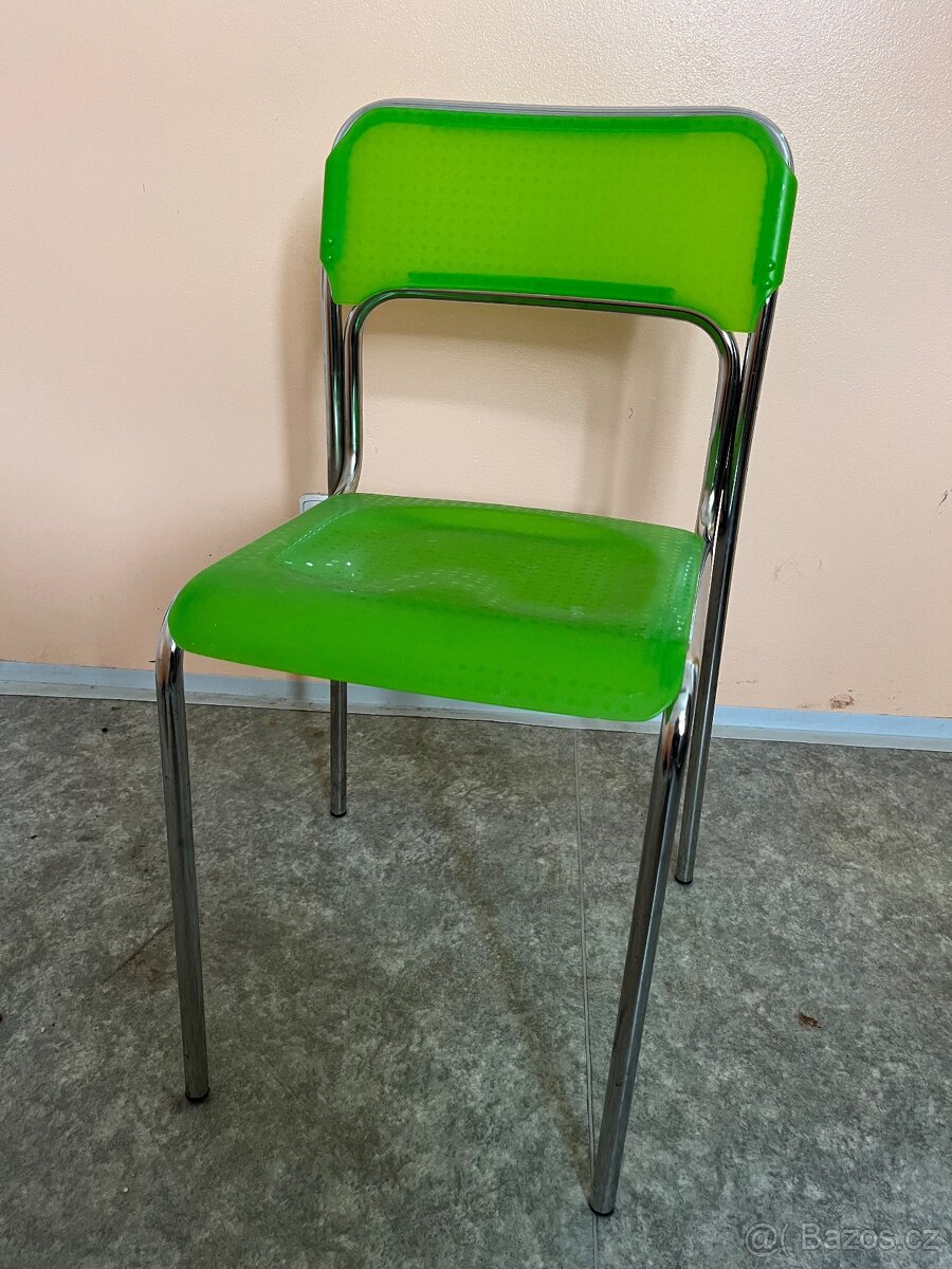 Zelená židle kov+plast
