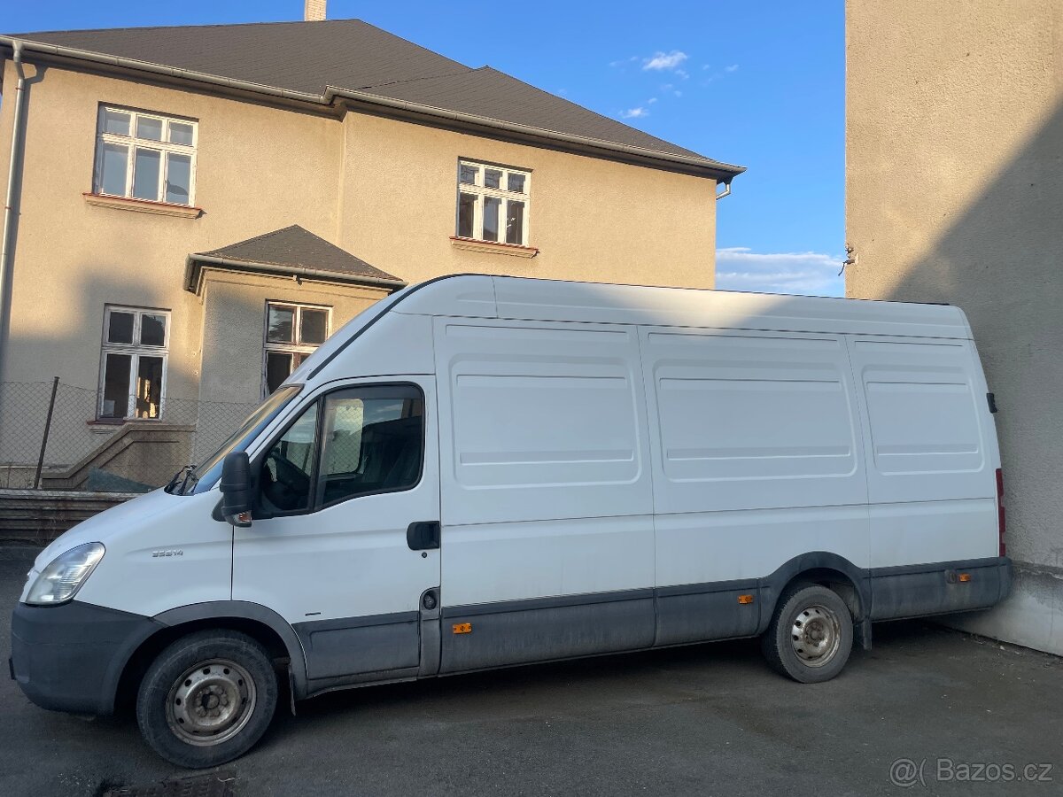 Iveco daily 2.3 L4H4