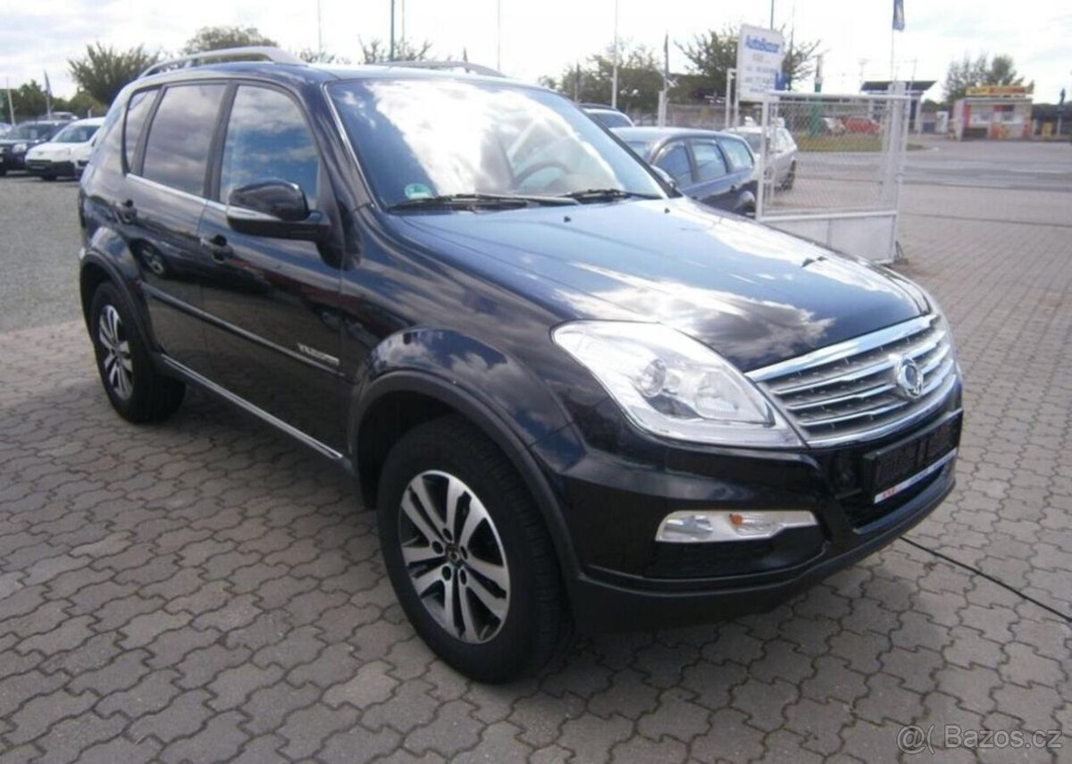 SsangYong Rexton 2.0XDi,4x4,7 míst,2x kola nafta manuál