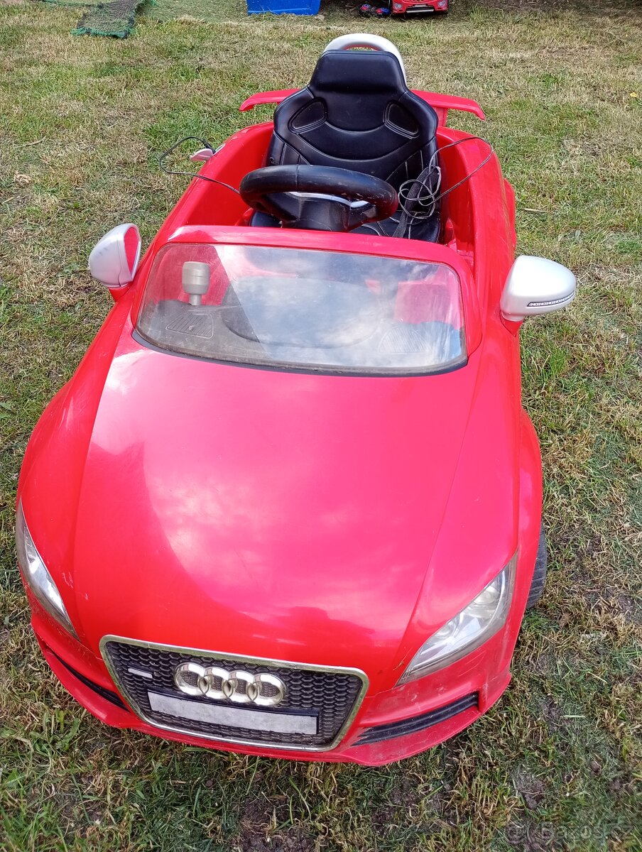 Dětské elektrické autíčko