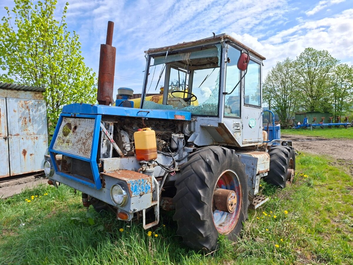 LIAZ ŠKODA ŠT 180 4X4 – NA NÁHRADNÍ DÍLY